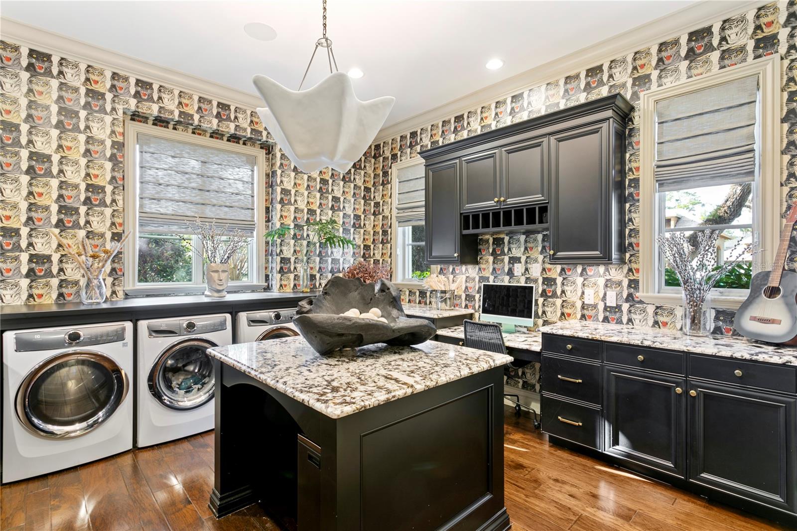 Image 40 of 97 For 4518 Rosemere Road