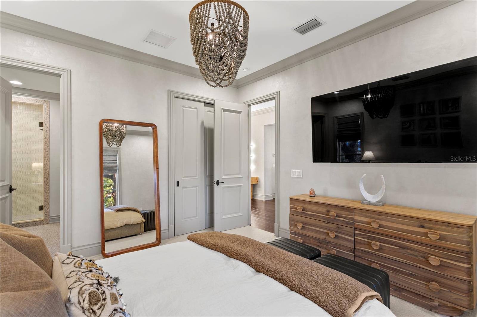 Image 47 of 97 For 4518 Rosemere Road