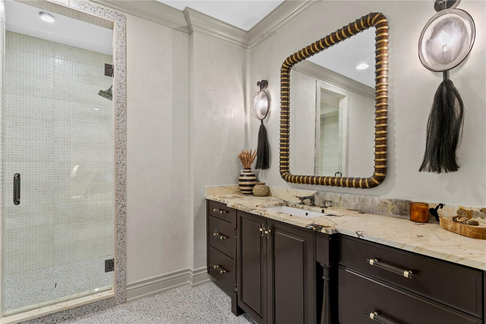 Image 48 of 97 For 4518 Rosemere Road