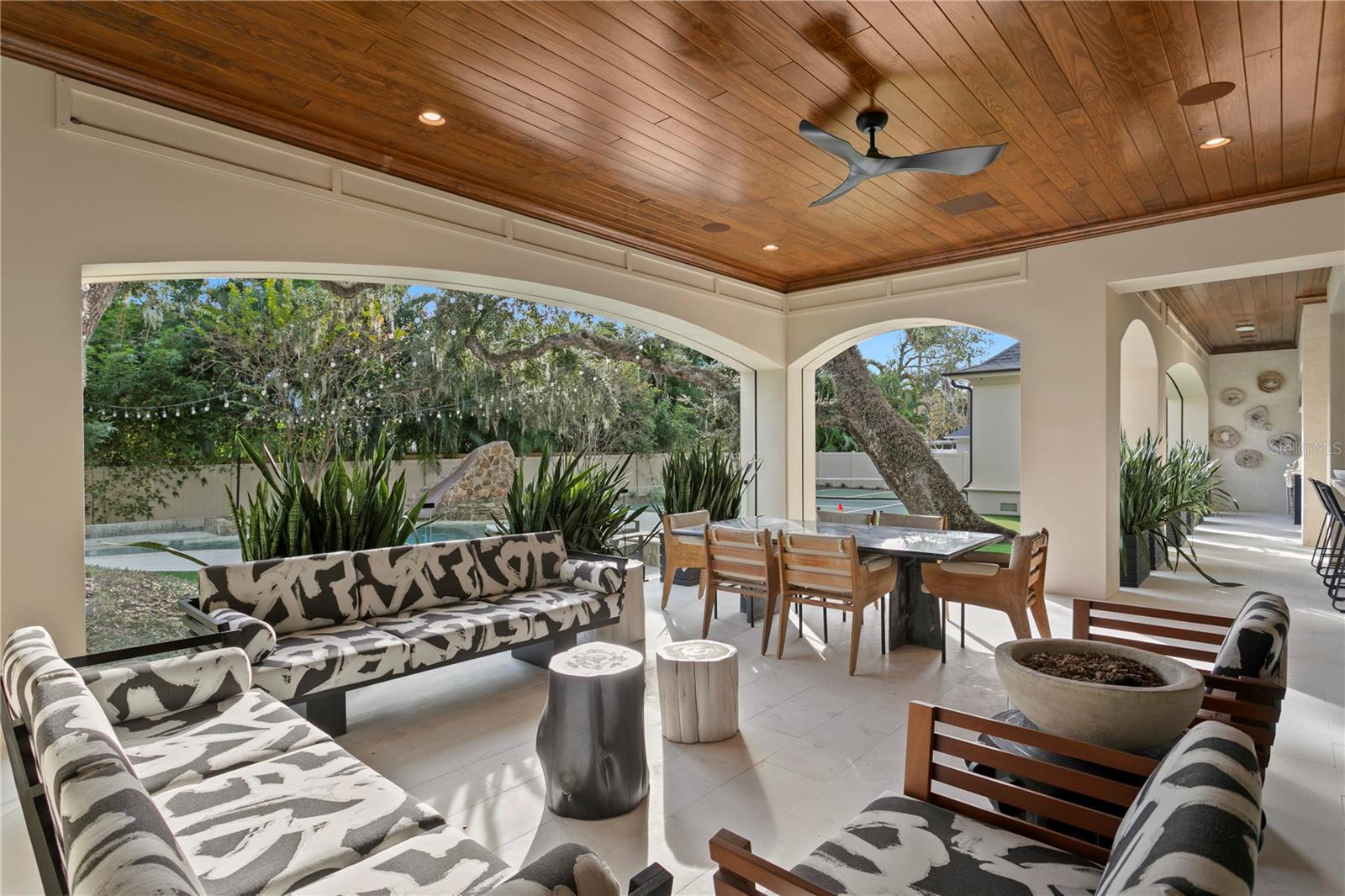 Image 5 of 97 For 4518 Rosemere Road