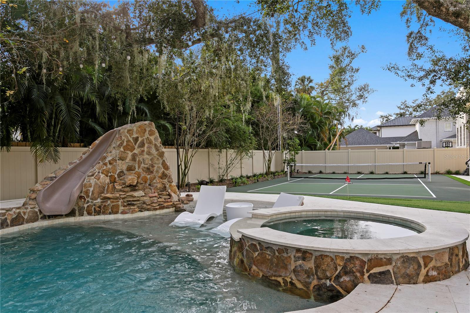 Image 83 of 97 For 4518 Rosemere Road