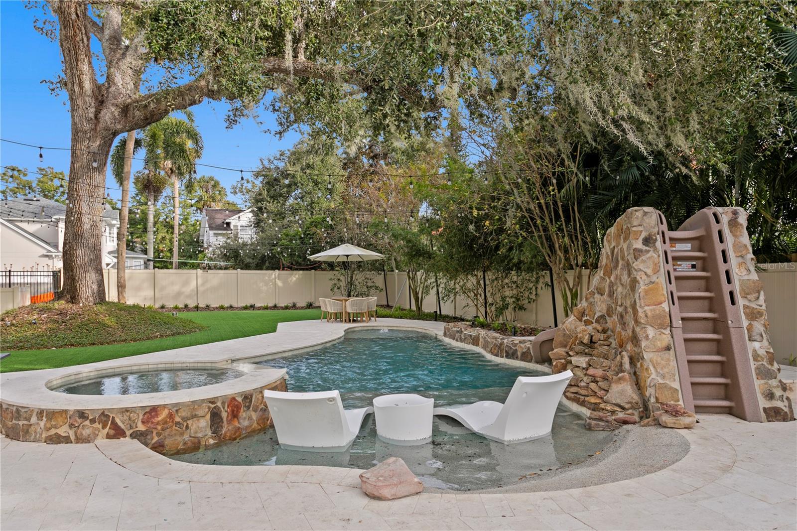 Image 85 of 97 For 4518 Rosemere Road