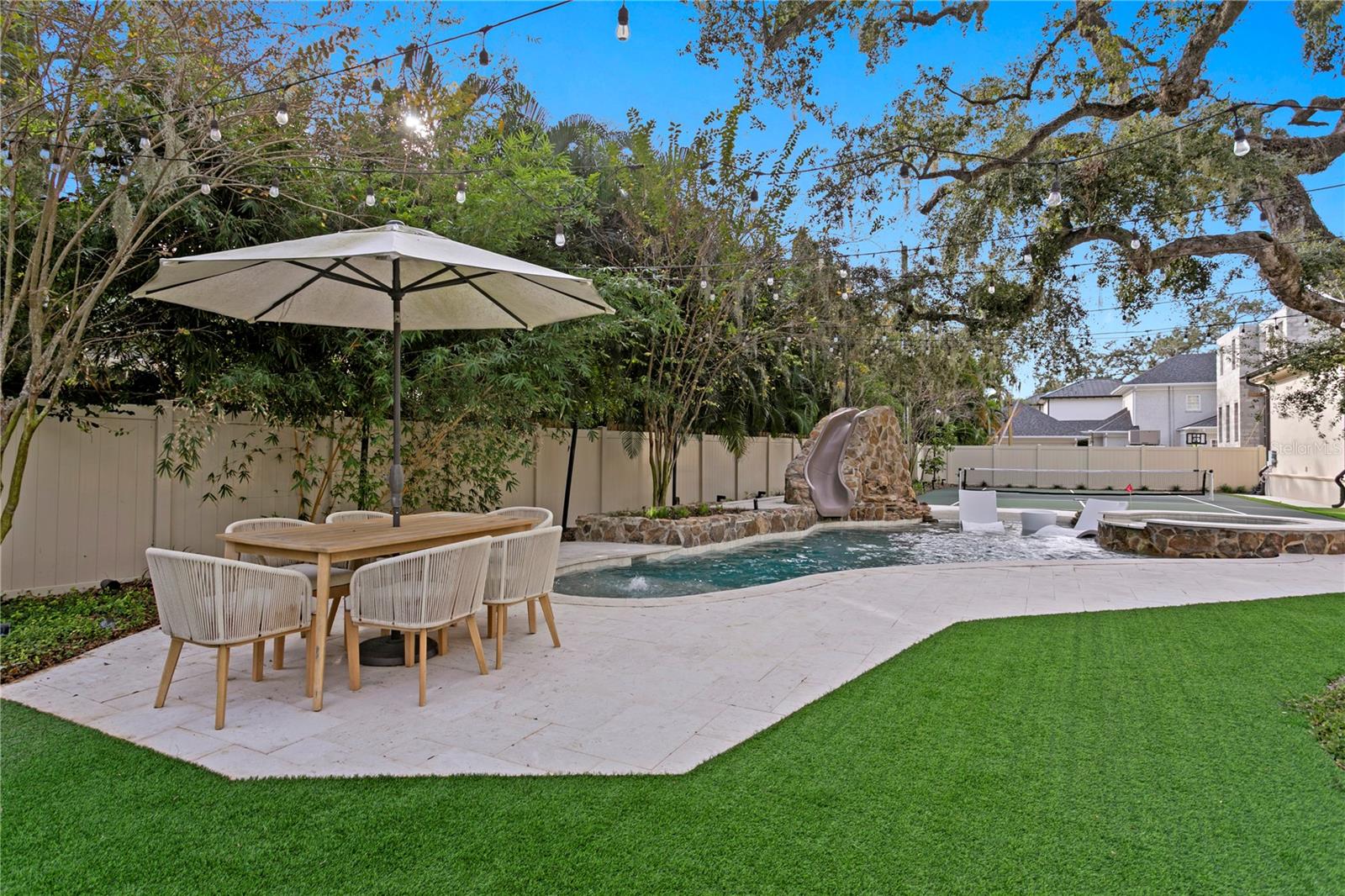 Image 87 of 97 For 4518 Rosemere Road