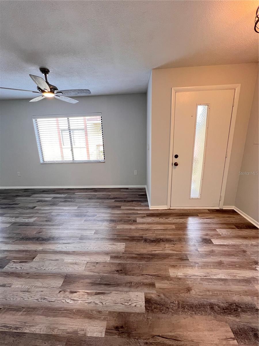 Image 5 of 17 For 2360 Flanders Way D