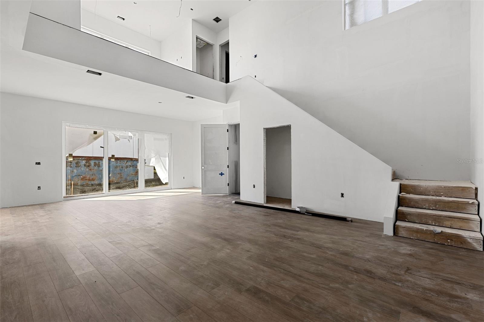 Image 7 of 29 For 1517 Escort Avenue