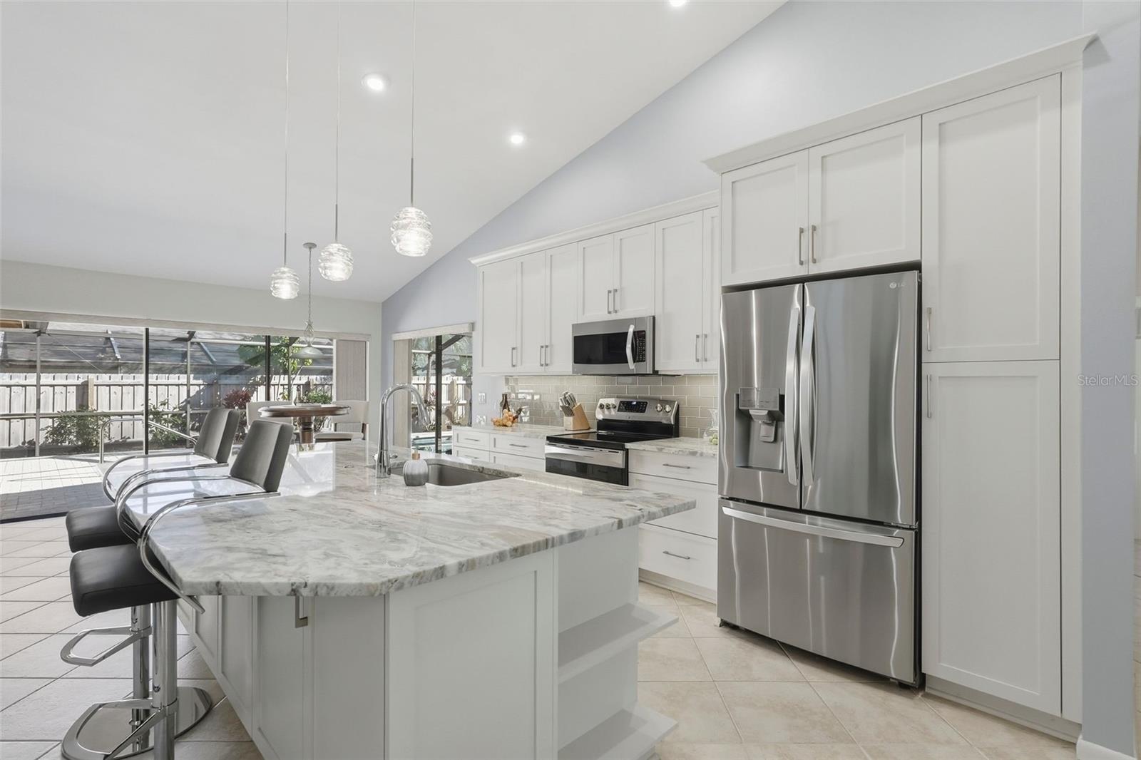 Listing photo id 8 for 3050 Egret Terrace