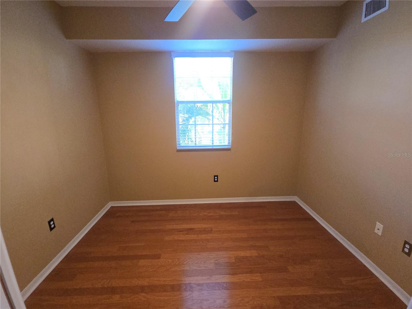 Image 12 of 24 For 2648 Sabal Springs Drive 6