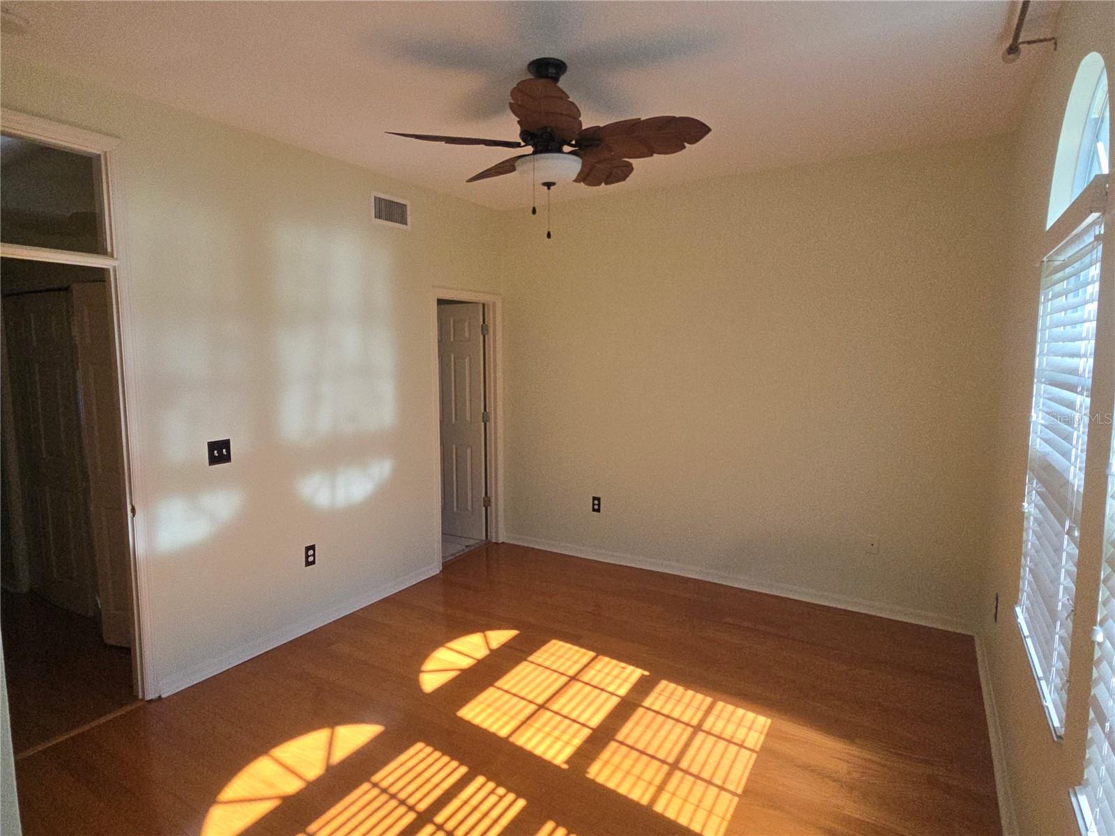 Image 14 of 24 For 2648 Sabal Springs Drive 6