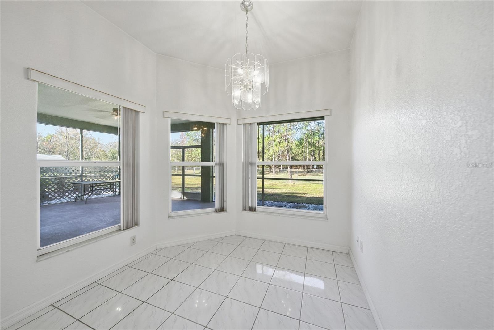 Image 12 of 28 For 24748 Oaks Boulevard