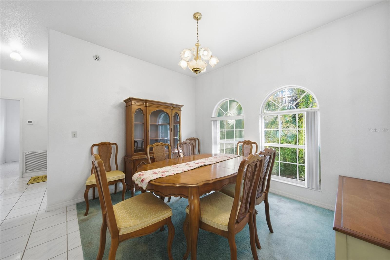 Image 5 of 28 For 24748 Oaks Boulevard