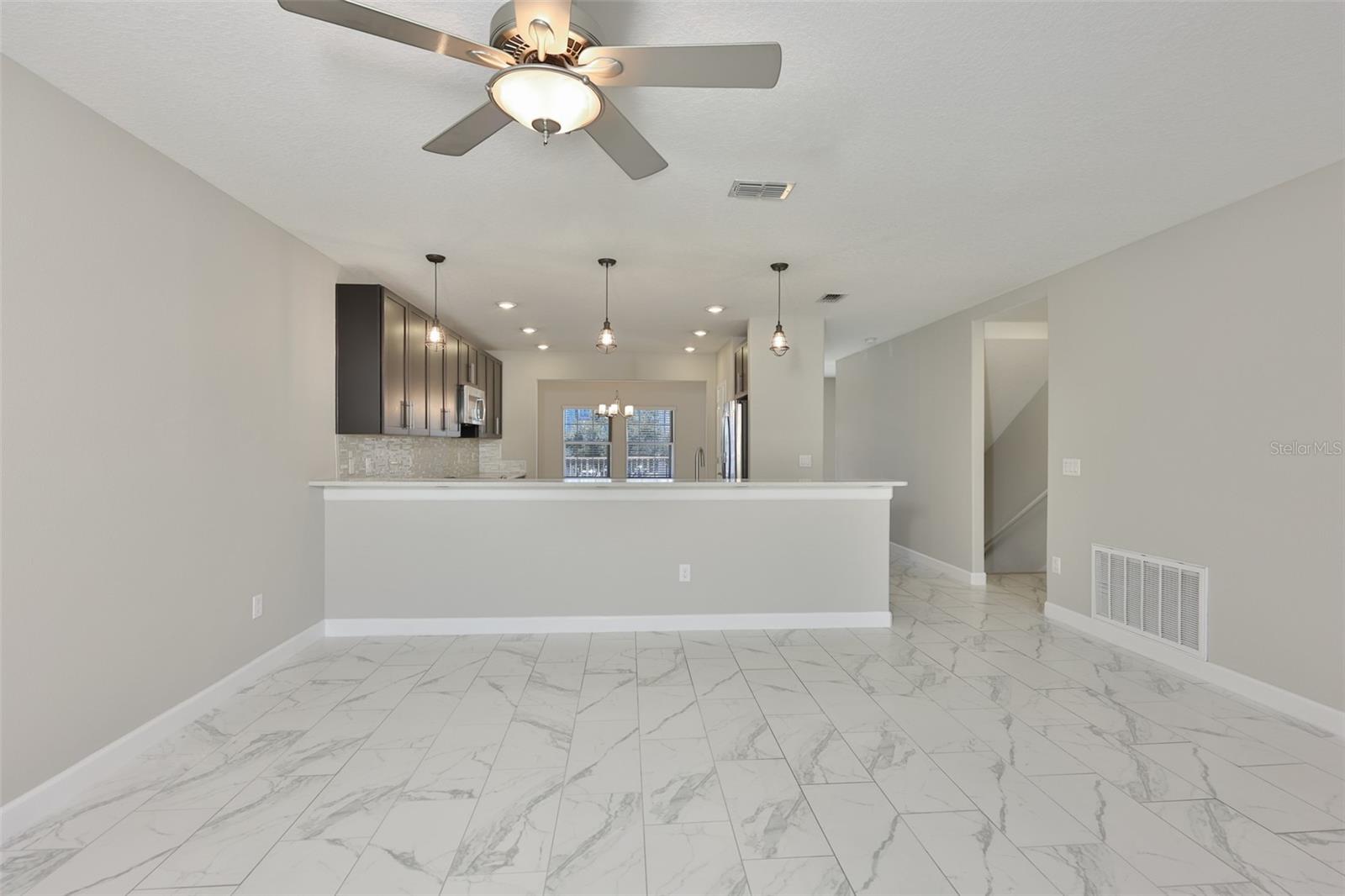 Image 10 of 40 For 1547 Cass Street