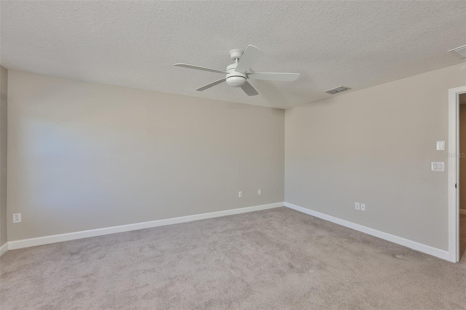 Image 25 of 40 For 1547 Cass Street