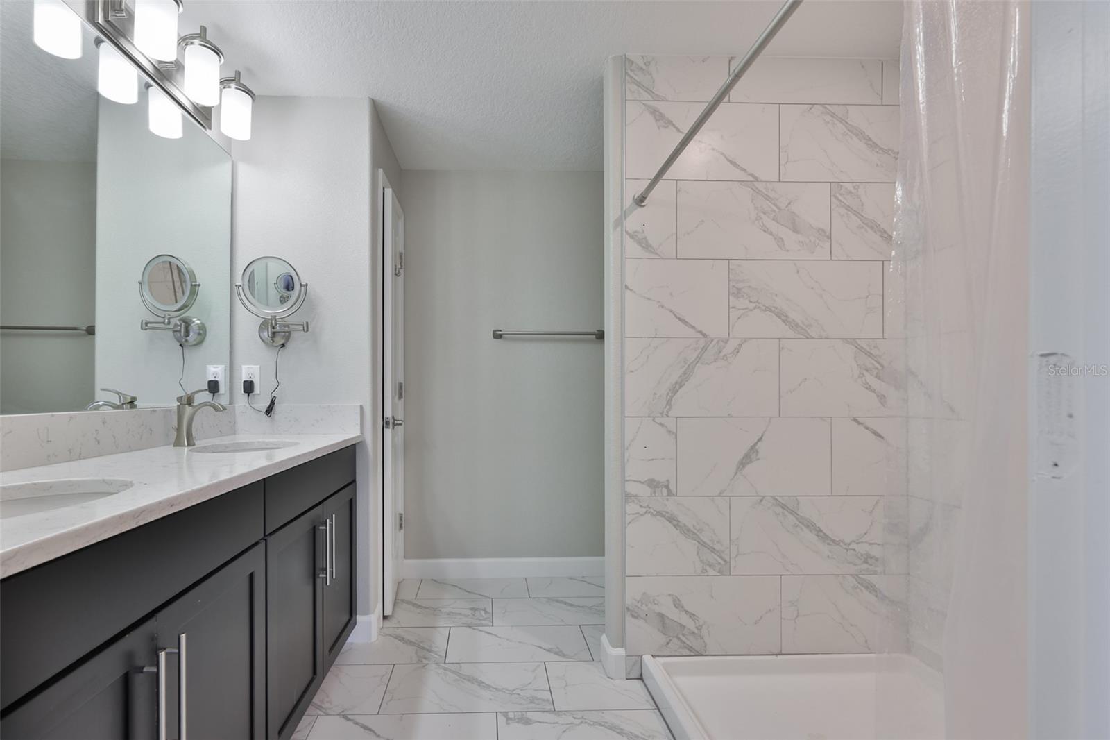 Image 31 of 40 For 1547 Cass Street