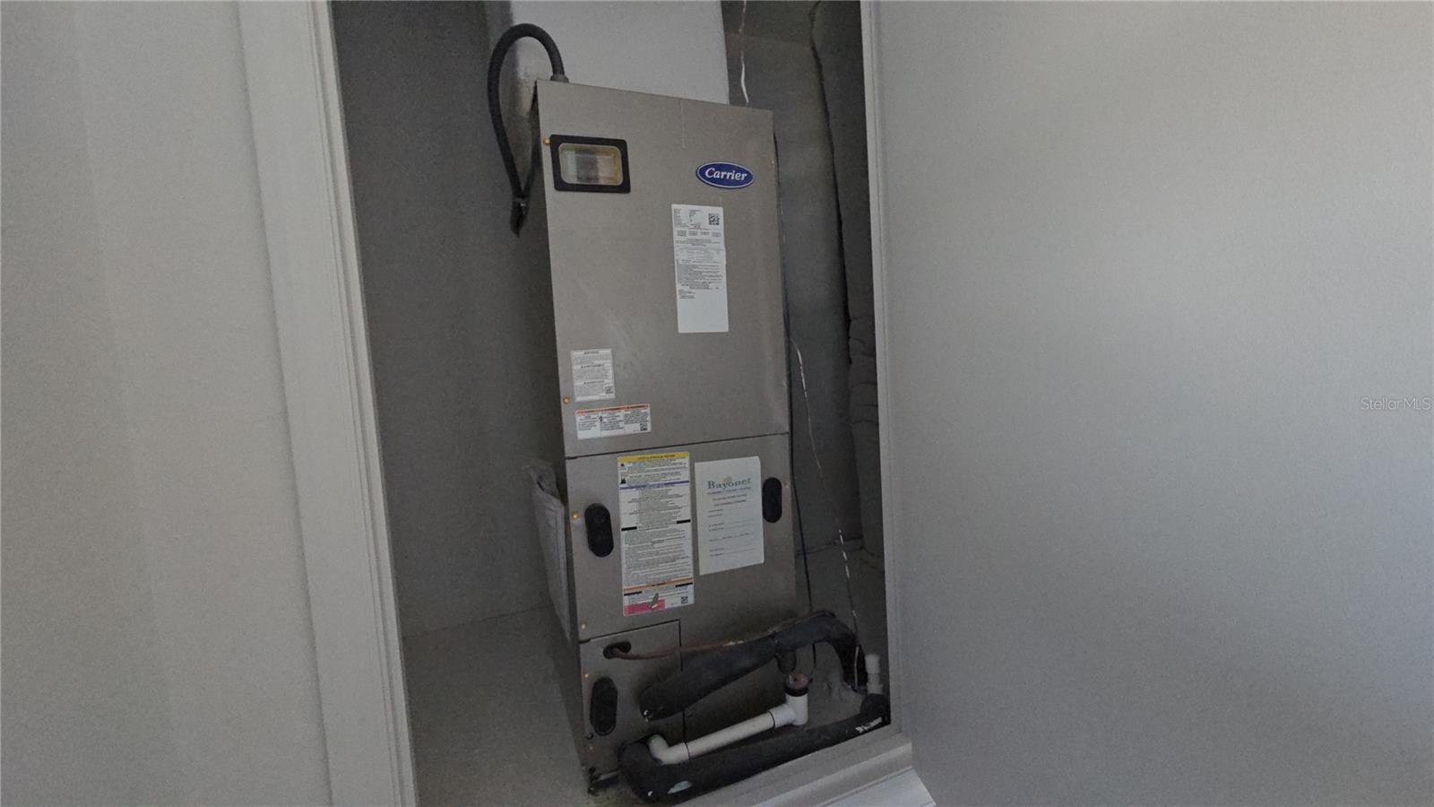 Image 23 of 41 For 2188 Sweet Honey Lane