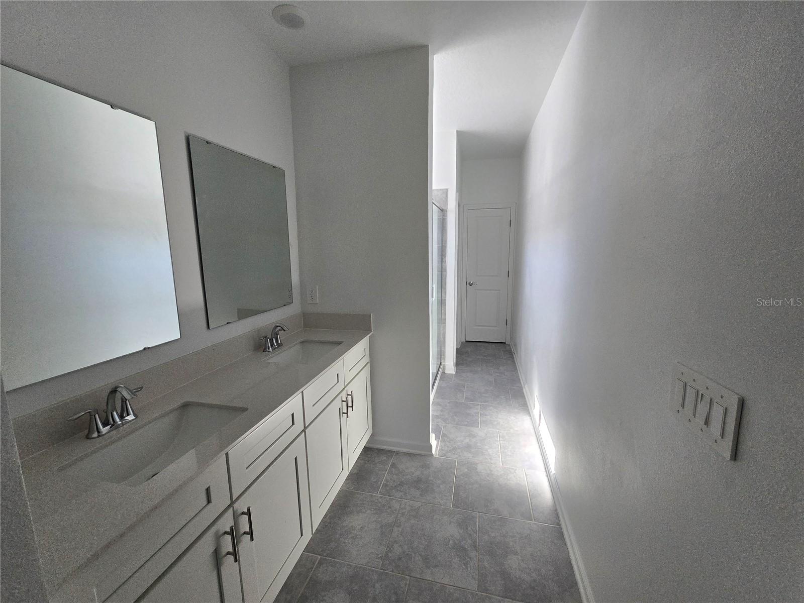 Image 25 of 41 For 2188 Sweet Honey Lane