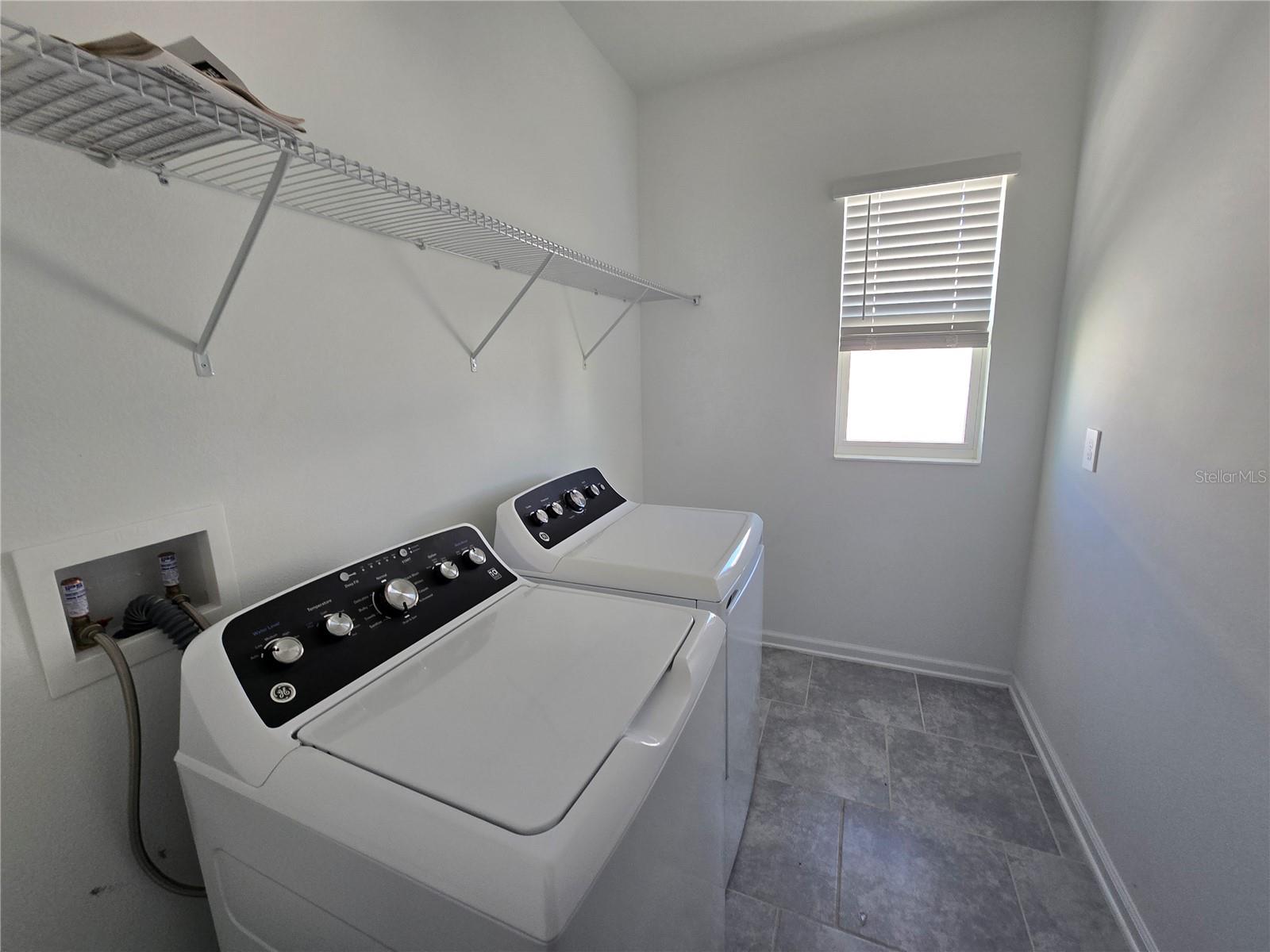 Image 28 of 41 For 2188 Sweet Honey Lane