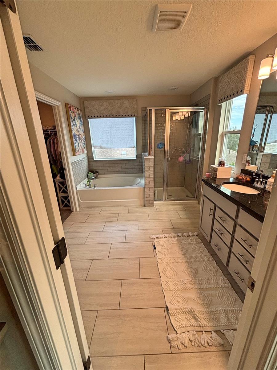 Image 15 of 30 For 11884 Little River Way