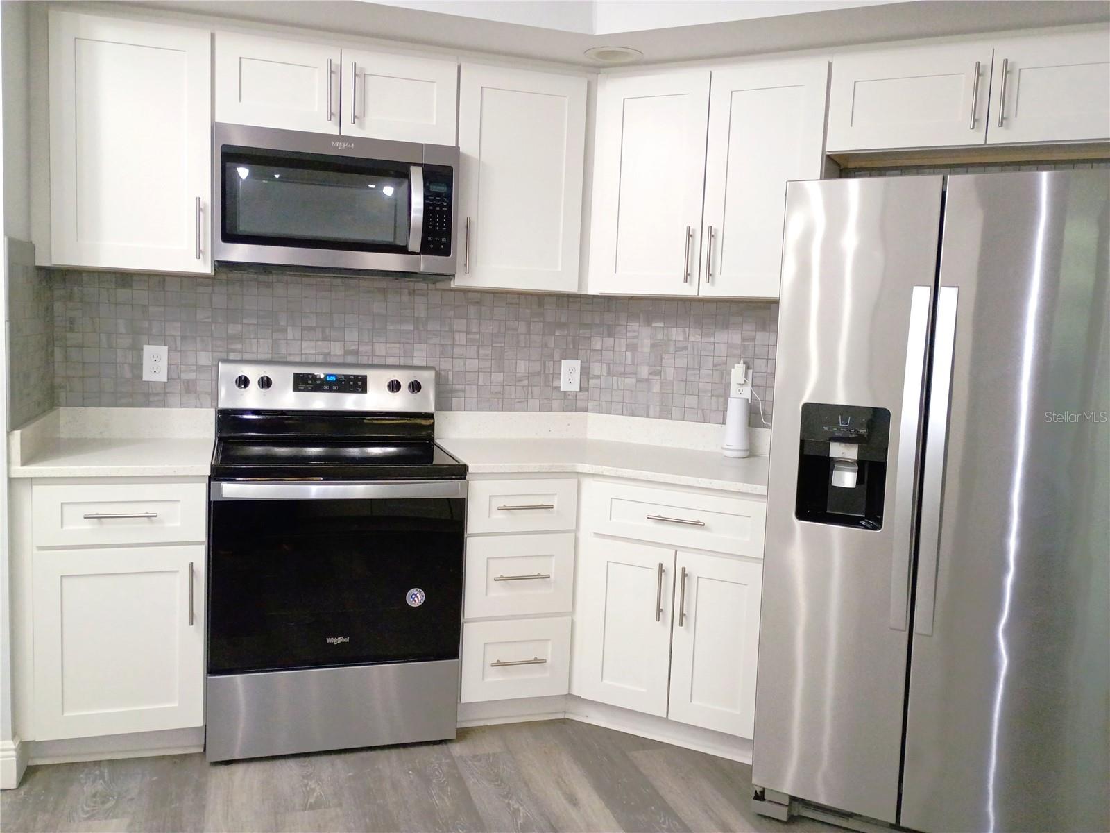 Image 11 of 49 For 960 Starkey Road 8106