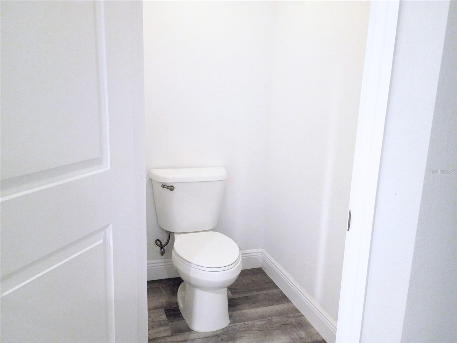 Image 20 of 49 For 960 Starkey Road 8106