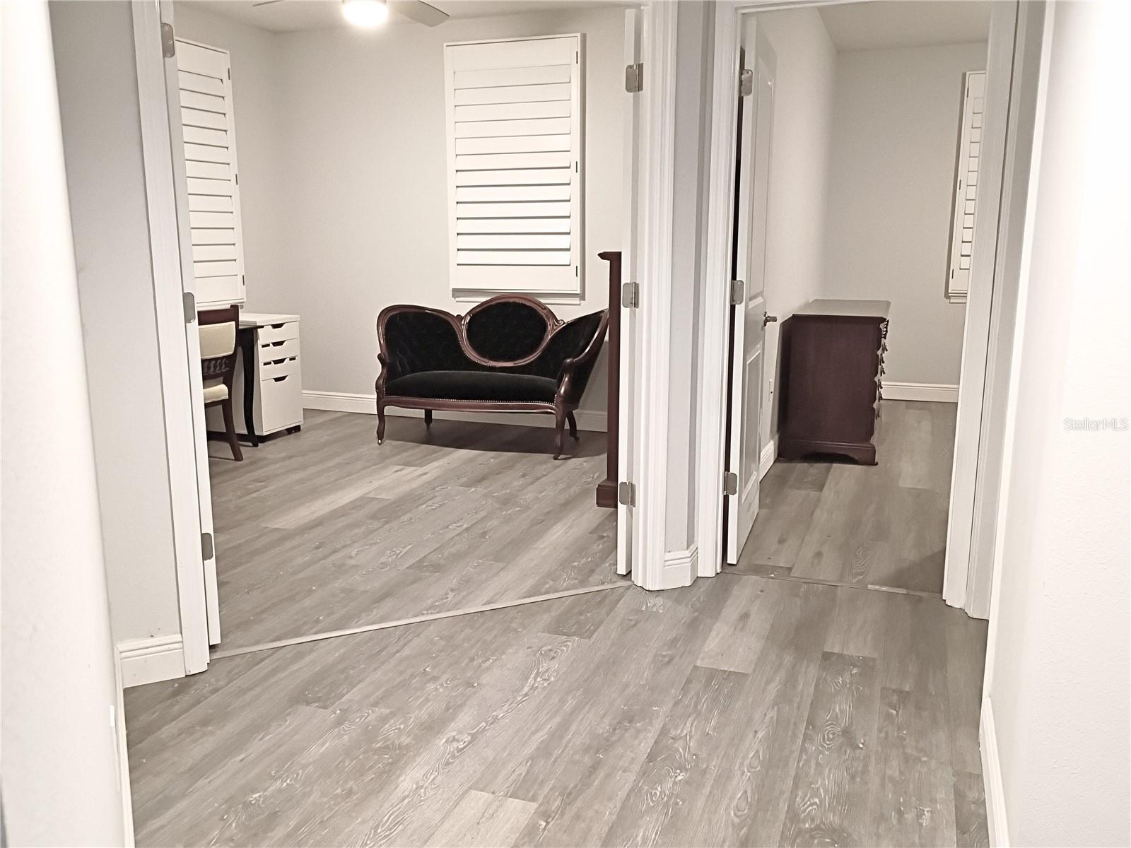 Image 22 of 49 For 960 Starkey Road 8106