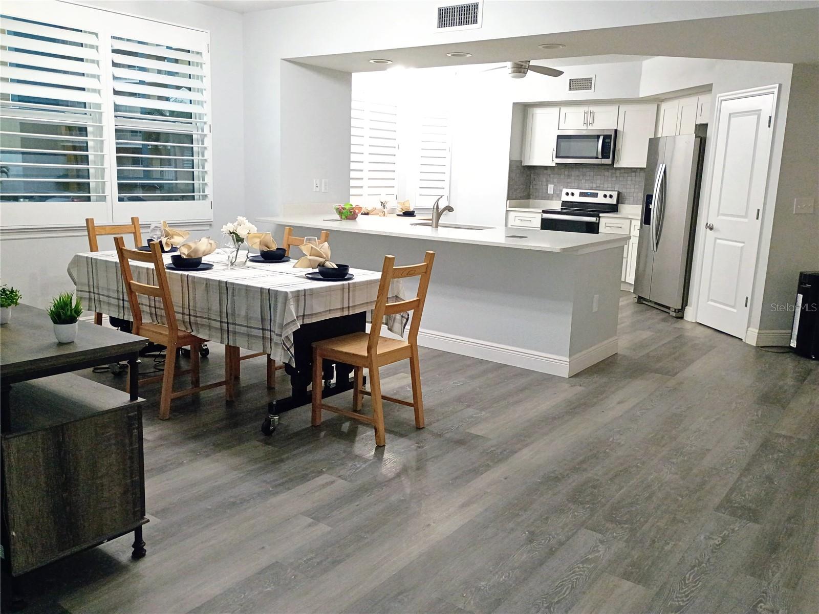 Image 3 of 49 For 960 Starkey Road 8106