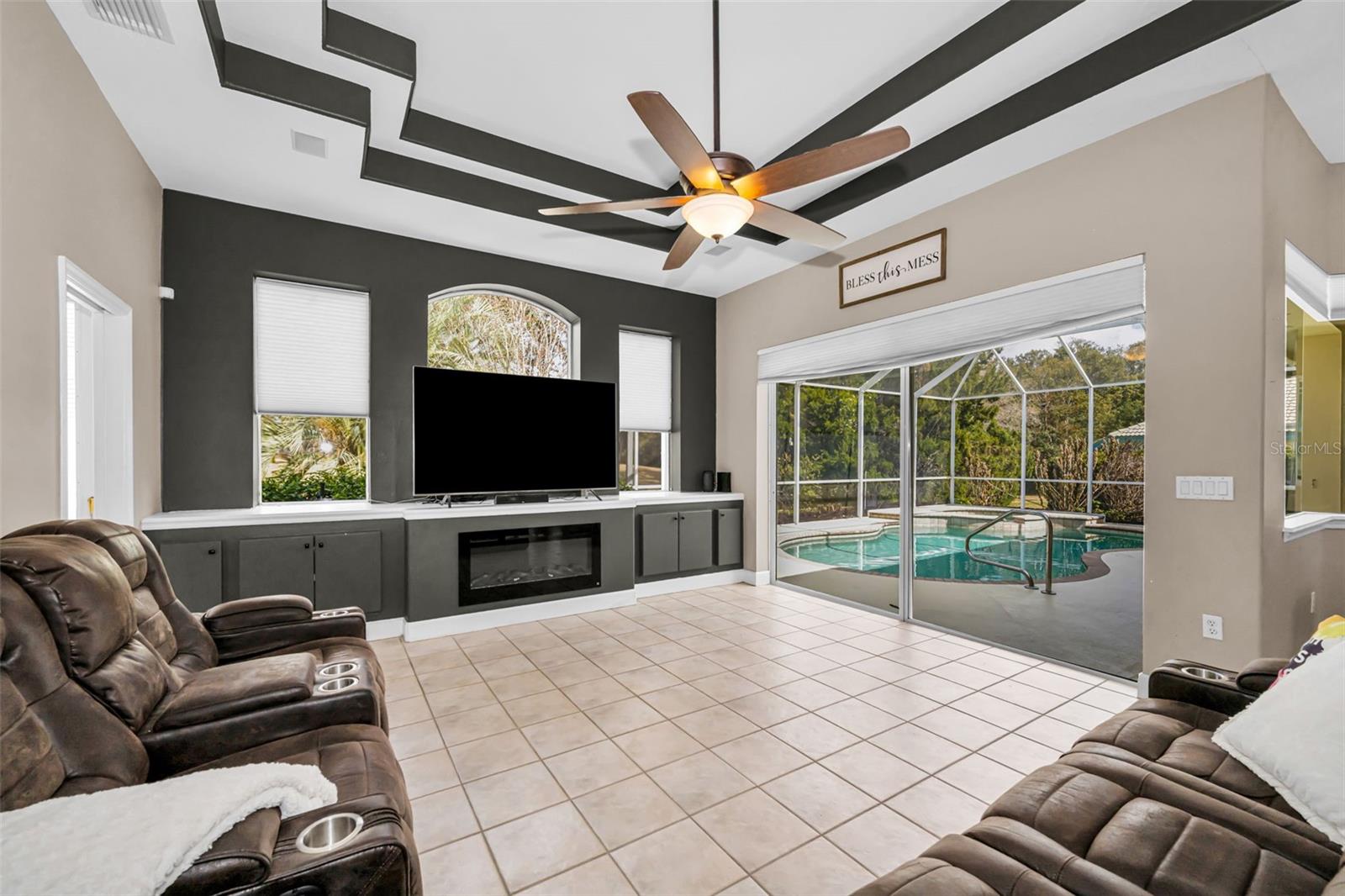 Image 19 of 70 For 34539 Merion Court