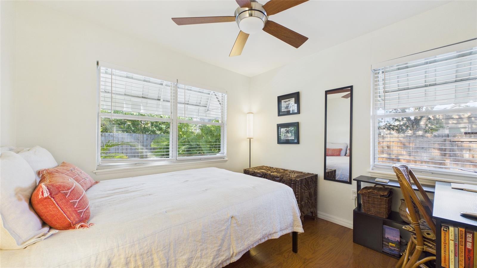 Image 21 of 34 For 2819 53rd Street S