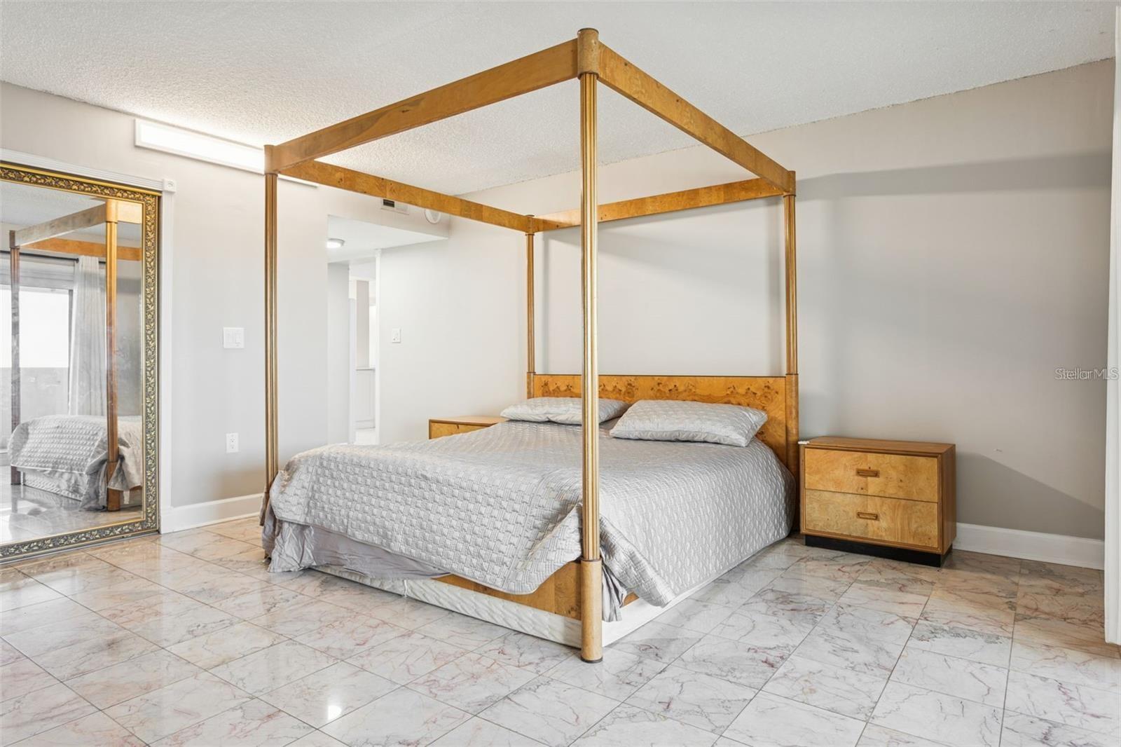 Image 14 of 30 For 4141 Bayshore Boulevard 1204