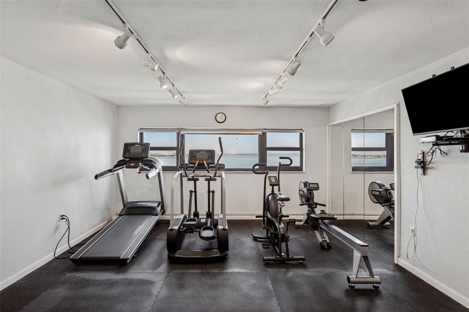 Image 22 of 30 For 4141 Bayshore Boulevard 1204