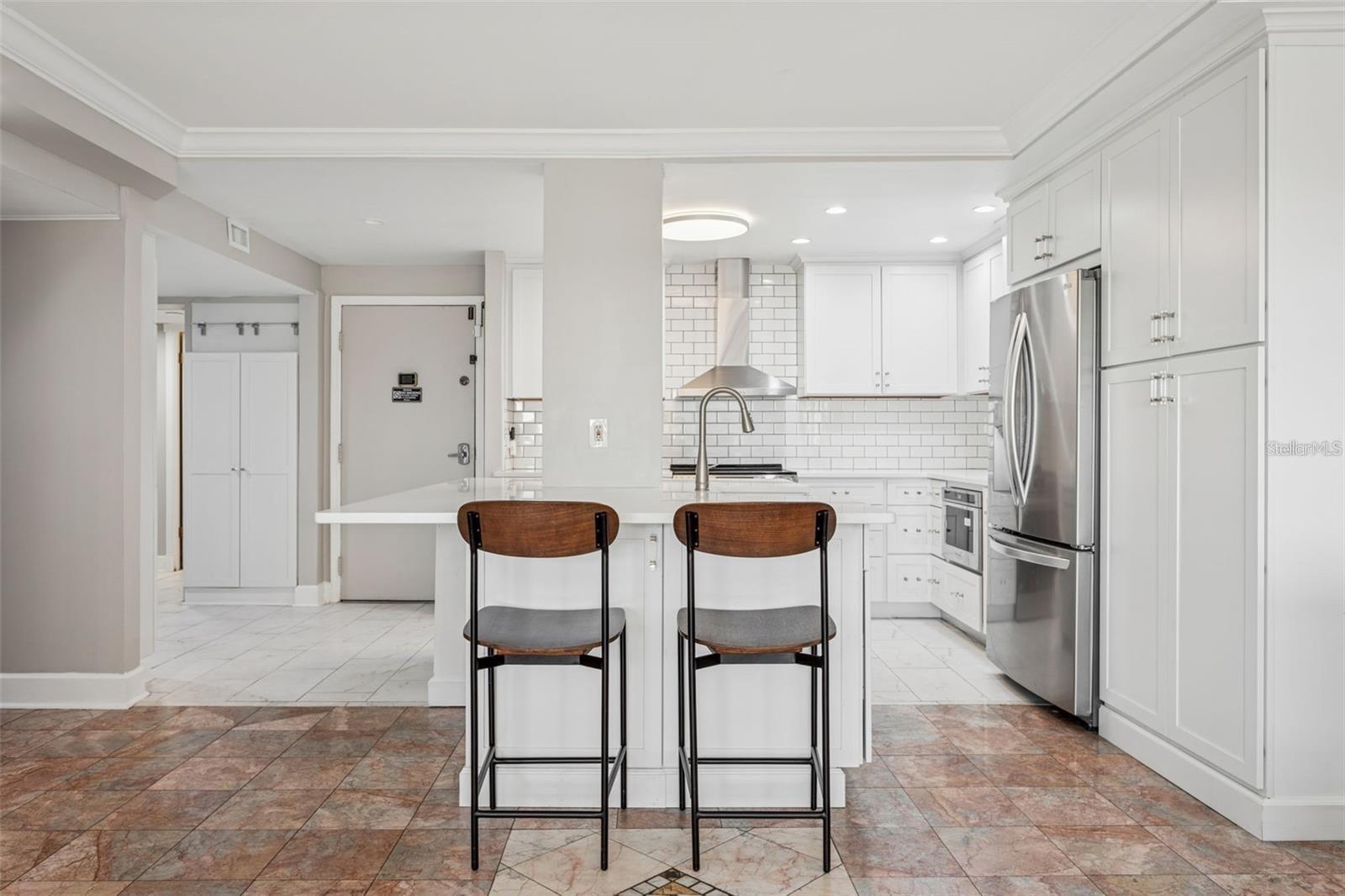 Image 4 of 30 For 4141 Bayshore Boulevard 1204