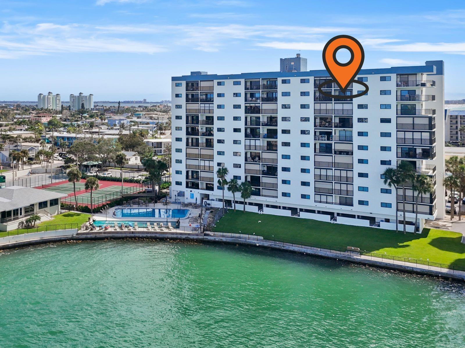 Image 2 of 26 For 7150 Sunset  903e