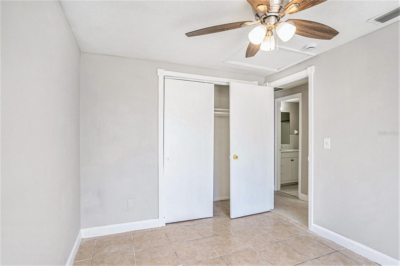 Image 17 of 26 For 8234 Ravencroft Drive