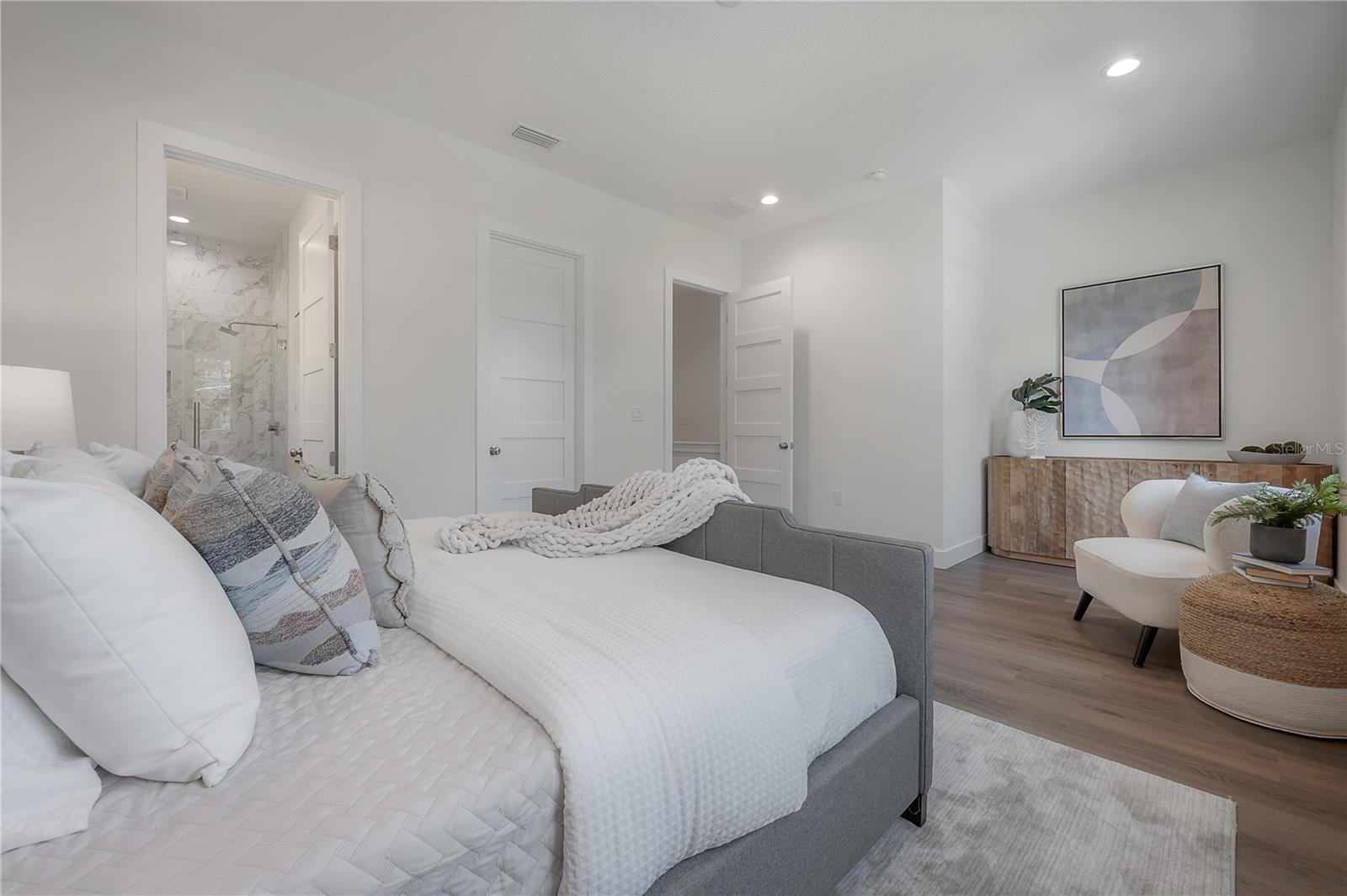 Image 49 of 55 For 5530 9th Street 2