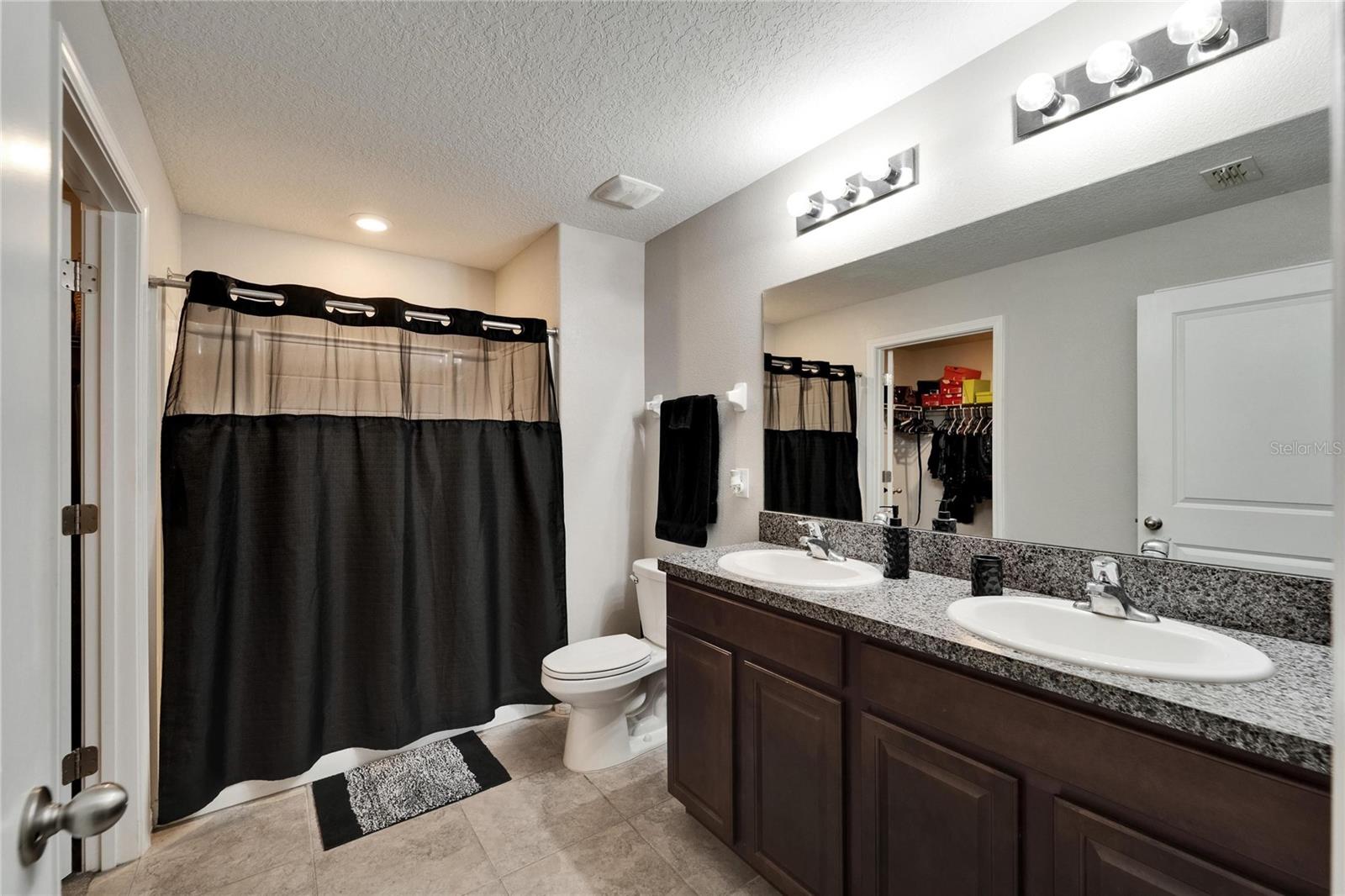 Image 11 of 25 For 10119 Rose Petal Place