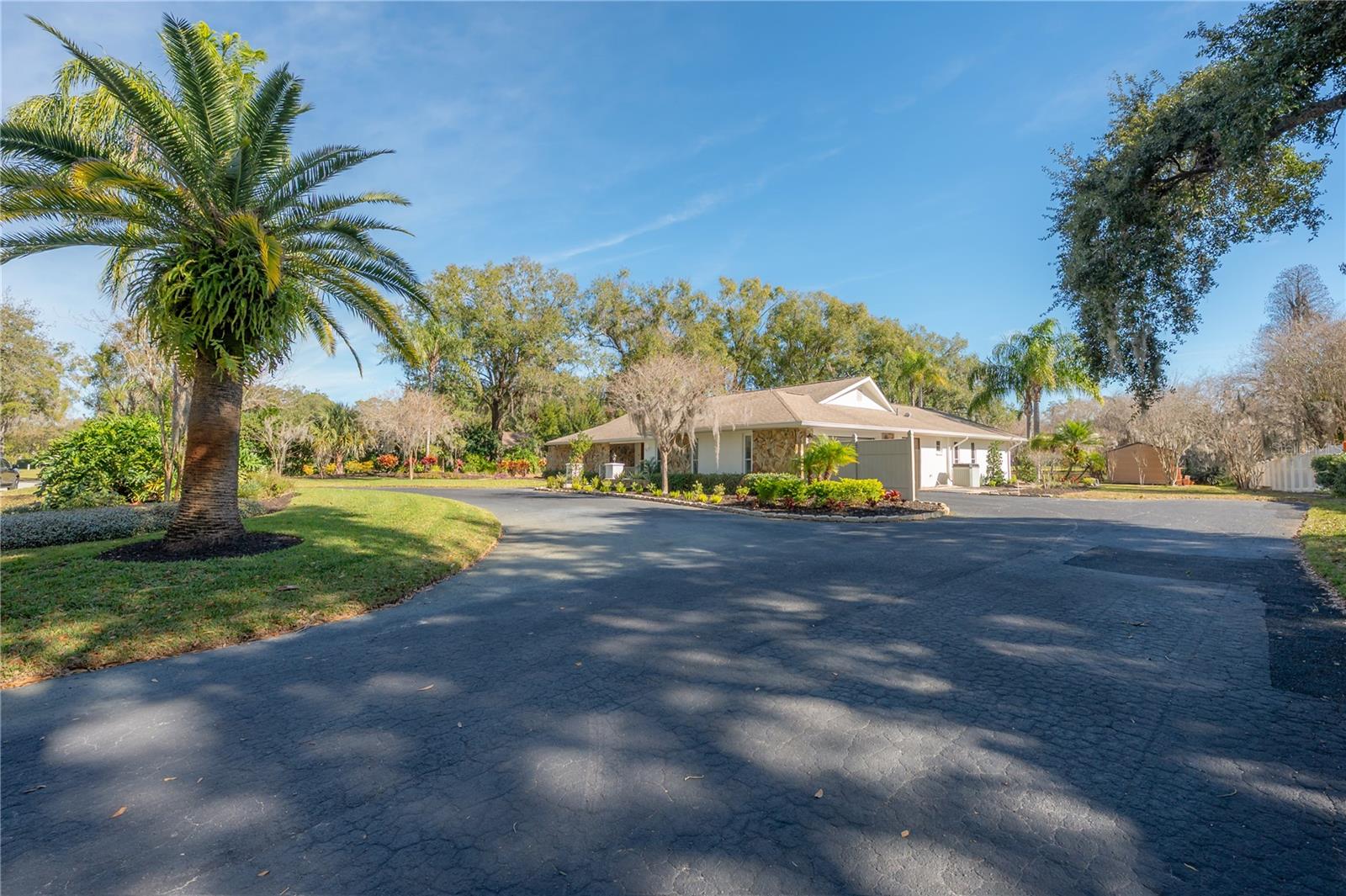 Image 27 of 33 For 18503 Turtle Drive