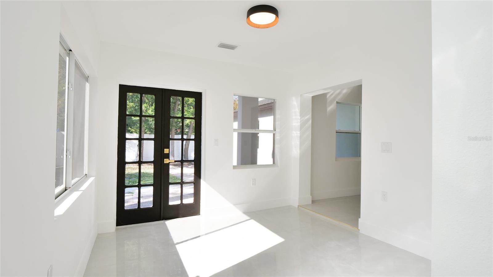 Image 39 of 65 For 8641 May Circle