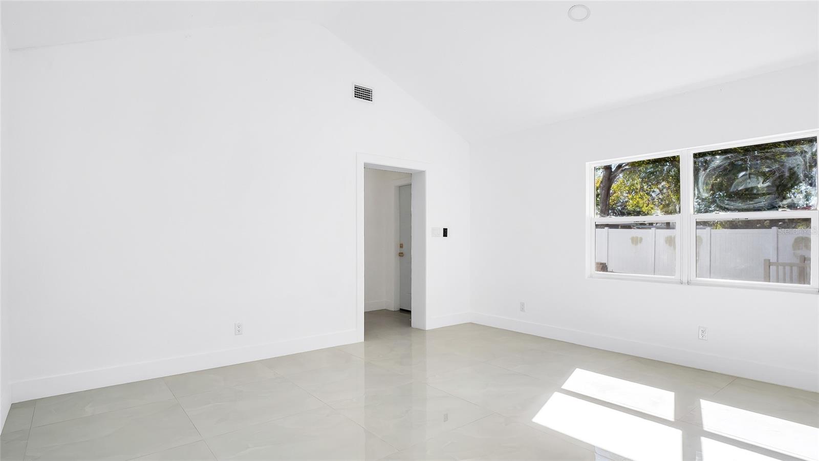 Image 43 of 65 For 8641 May Circle