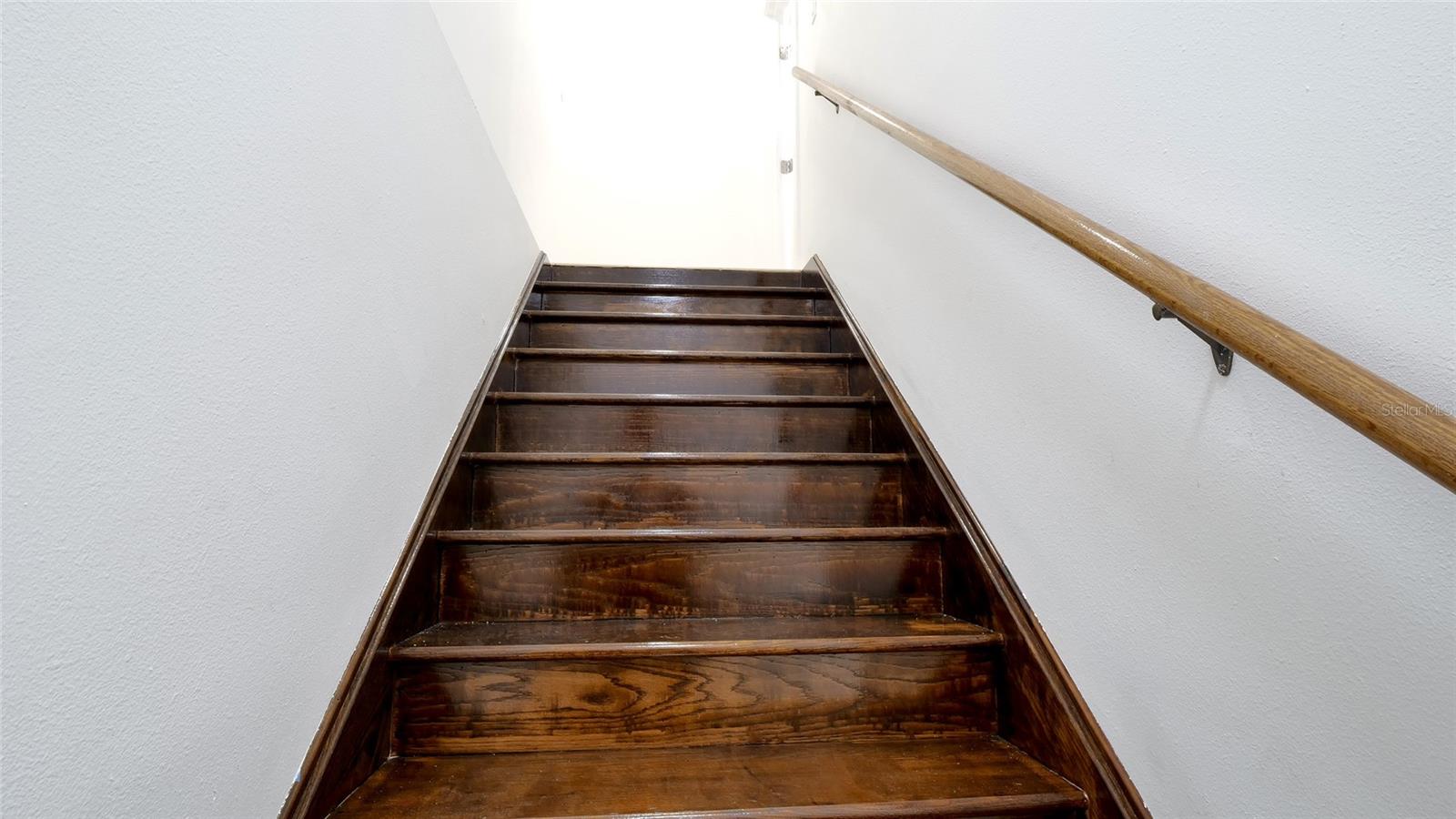 Image 50 of 65 For 8641 May Circle