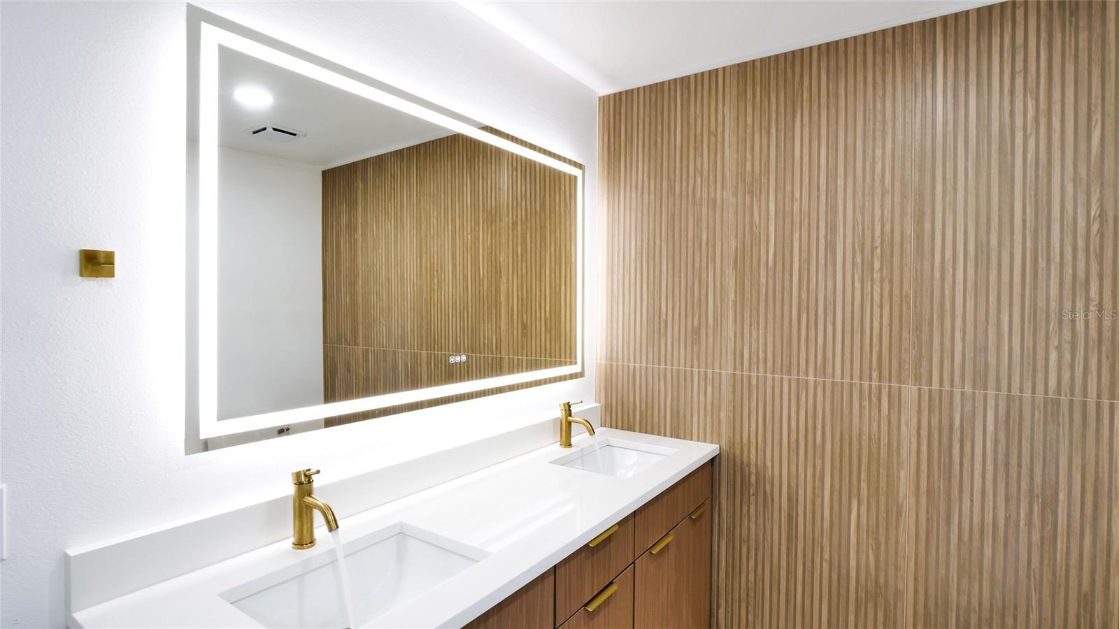 Image 59 of 65 For 8641 May Circle