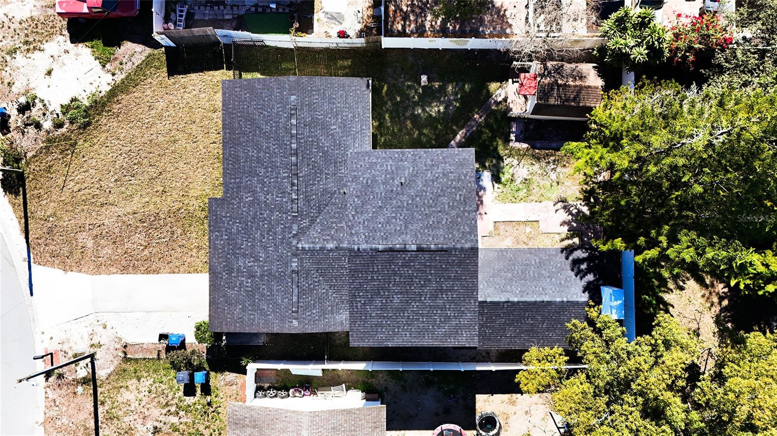 Image 9 of 65 For 8641 May Circle