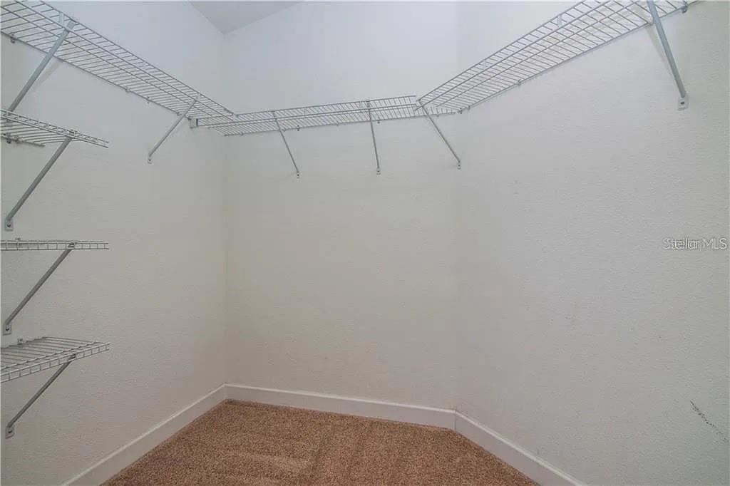 Listing photo id 13 for 10019 Newminster Loop