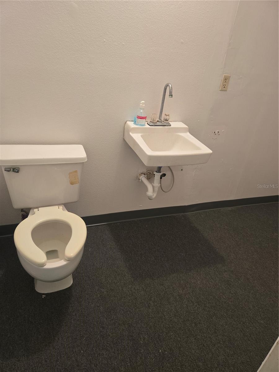 Image 18 of 26 For 8831 49th Street N 4&5