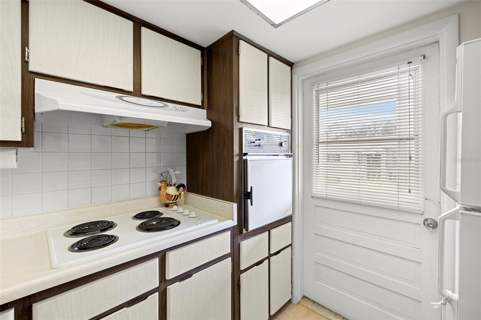 Image 14 of 38 For 100 Glennes Lane 207