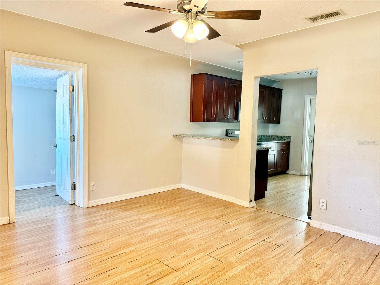 Image 12 of 20 For 2226 46th Avenue N