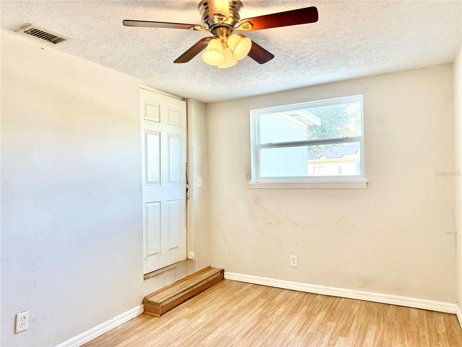 Image 19 of 20 For 2226 46th Avenue N