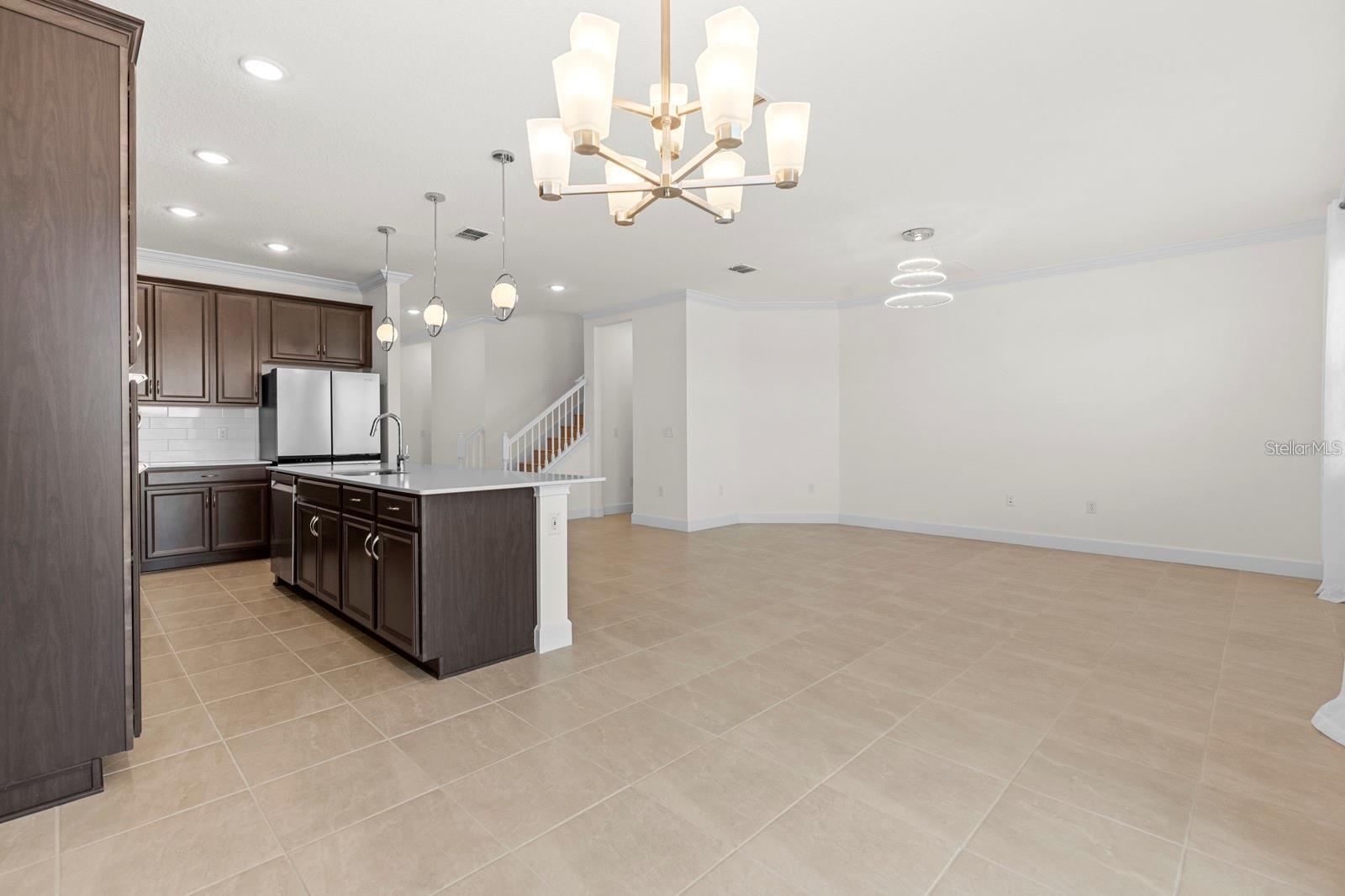 Image 12 of 66 For 933 Signet Drive