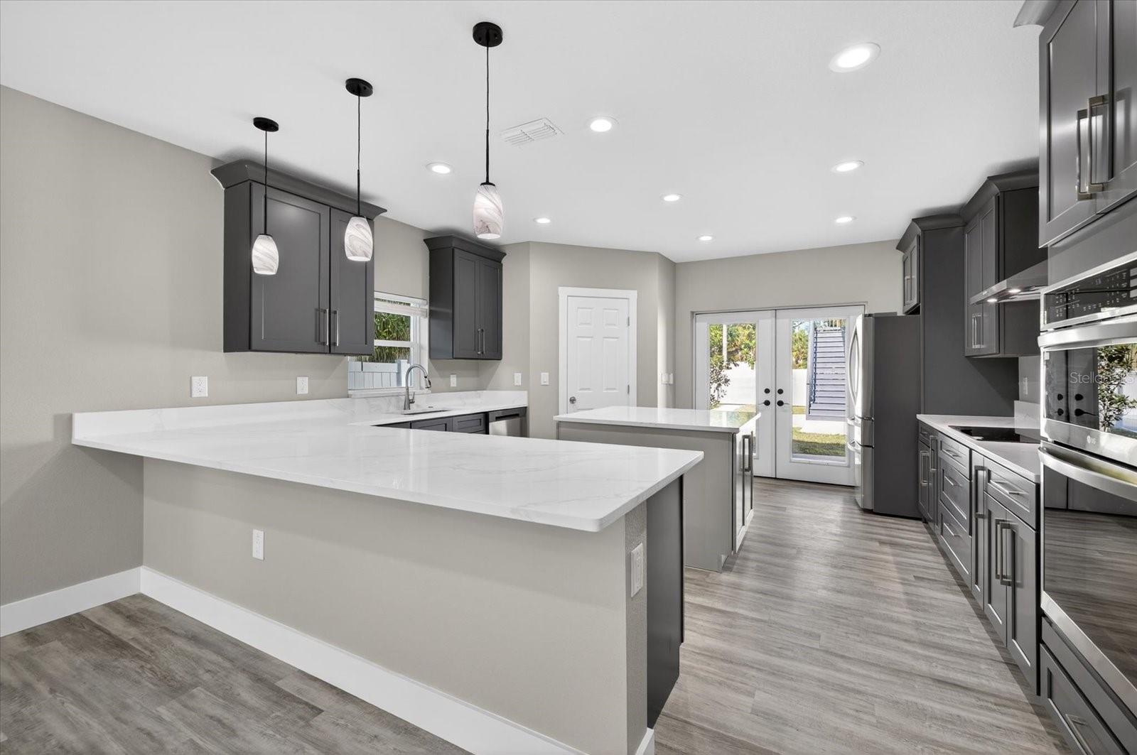 Image 24 of 88 For 1819 13th Avenue S