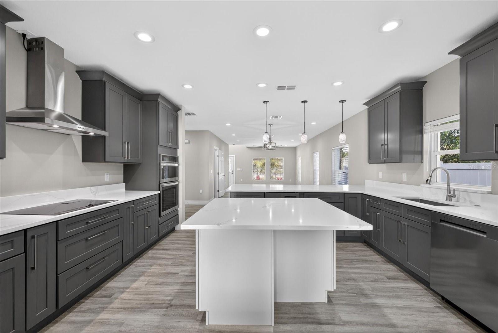 Image 27 of 88 For 1819 13th Avenue S