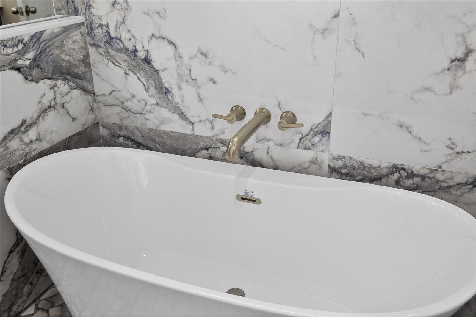 Image 46 of 88 For 1819 13th Avenue S