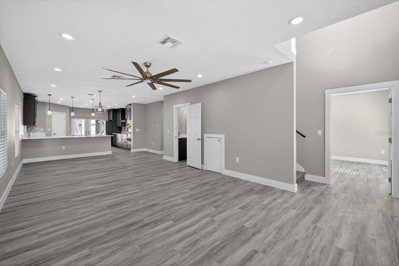 Image 49 of 88 For 1819 13th Avenue S